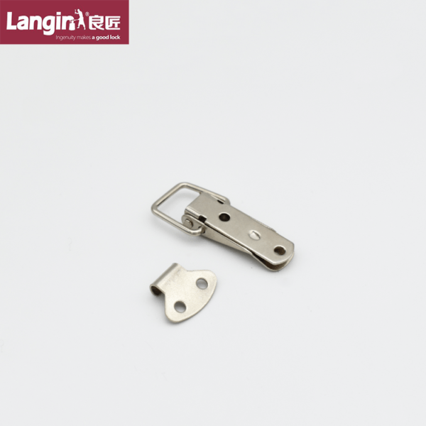 The J105（多角度拍摄2） metal latch and catch, constructed from robust Stainless Steel 304, is displayed on a white background with the "Langin" logo in the corner.