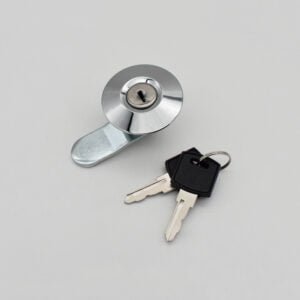 The MS804 cam lock, characterized by its round metallic design, is accompanied by two keys on a keyring and is showcased elegantly against a plain white background.
